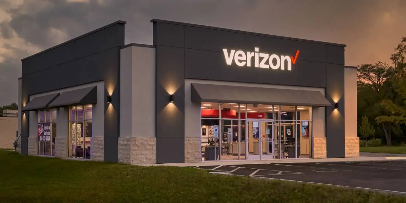 Featured image for Best Verizon Phone Plans for October 2023